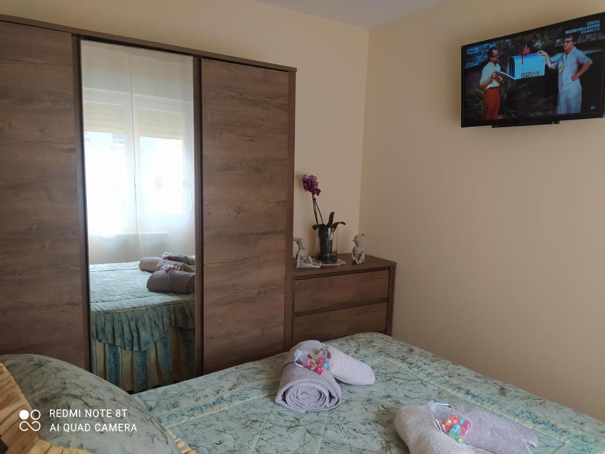Gonzalo De Berceo 15 " Calidad-Sobrio" And " Free Private Parking " Apartment Логроньо Екстериор снимка