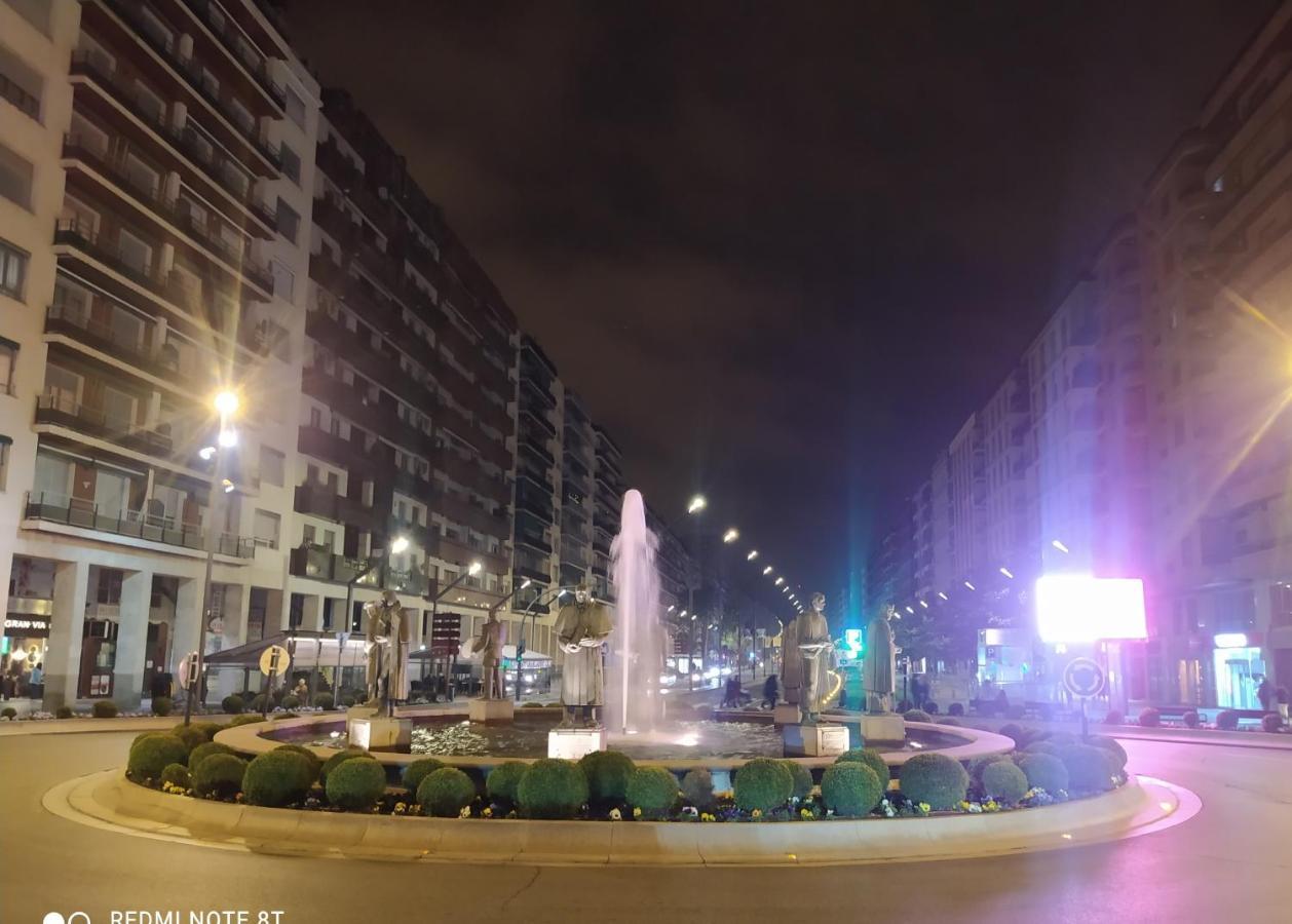 Gonzalo De Berceo 15 " Calidad-Sobrio" And " Free Private Parking " Apartment Логроньо Екстериор снимка