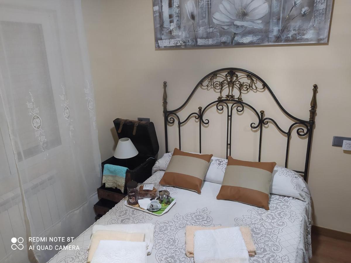 Gonzalo De Berceo 15 " Calidad-Sobrio" And " Free Private Parking " Apartment Логроньо Екстериор снимка