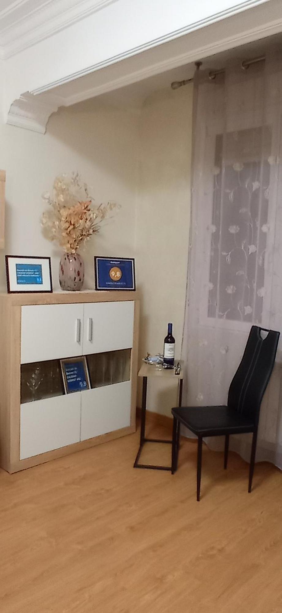 Gonzalo De Berceo 15 " Calidad-Sobrio" And " Free Private Parking " Apartment Логроньо Екстериор снимка