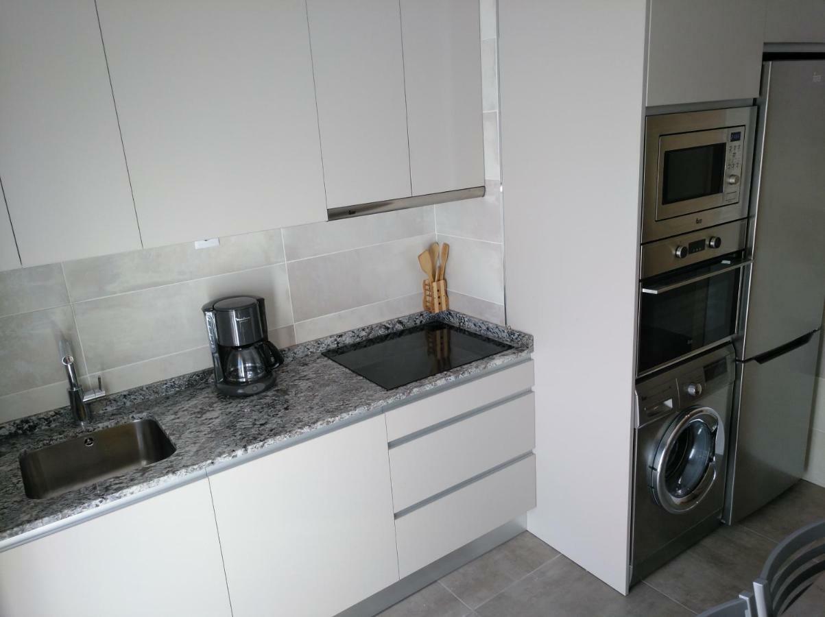 Gonzalo De Berceo 15 " Calidad-Sobrio" And " Free Private Parking " Apartment Логроньо Екстериор снимка